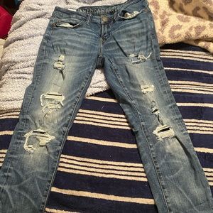 American eagle distressed jeans